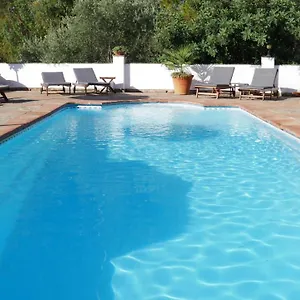 3* Гостевой дом La Perla Blanca -